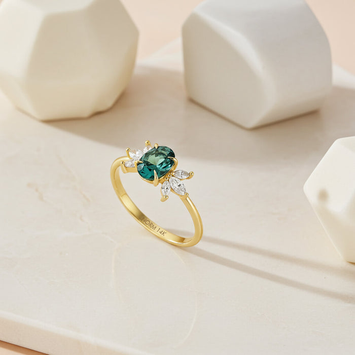 Alexandrite Gemstone Flowe Ring in Solild Yellow Gold