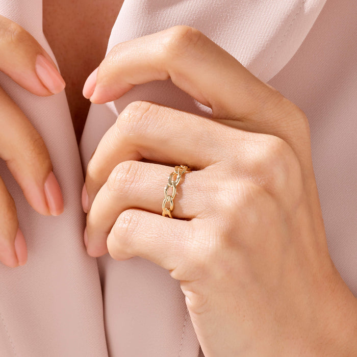 Bold Chain Ring in 14 Real Yellow Gold