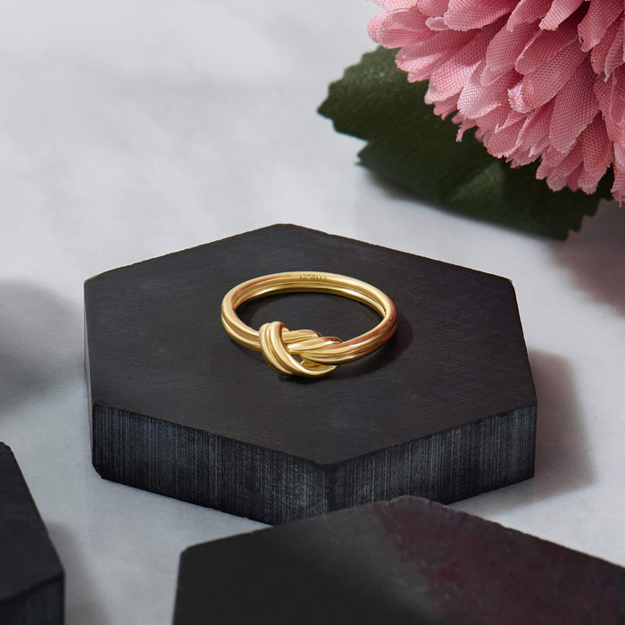 Double Knot Ring in 24K Gold Plated Vermeil on Silver