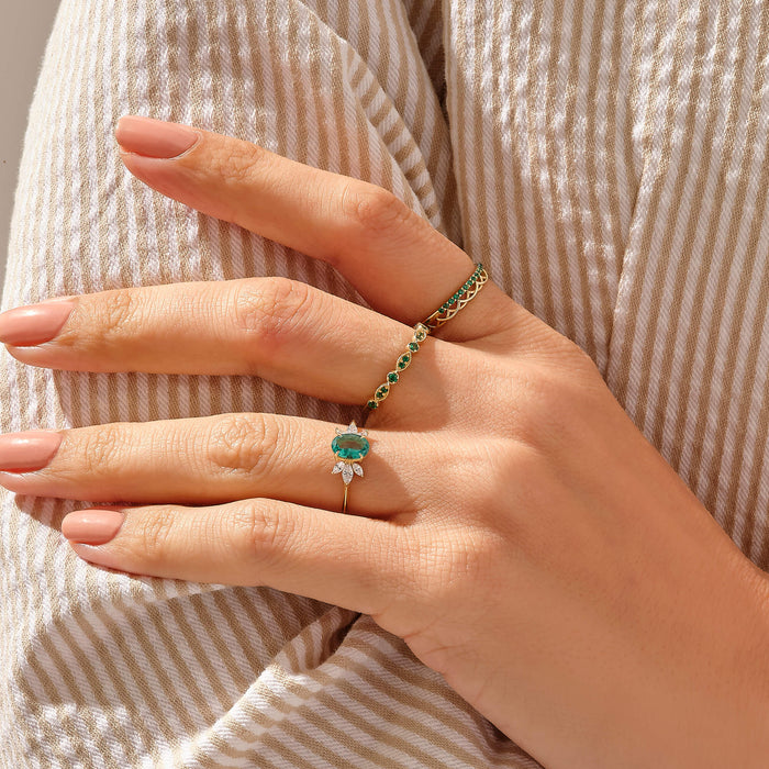 Emerald Art Deco Wedding Ring in 14k Gold