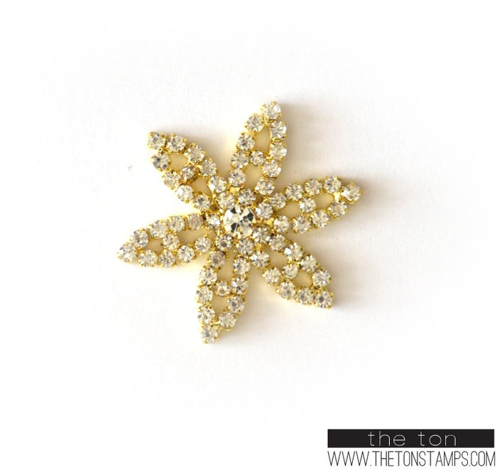 Floral Embellishment 2 Gold