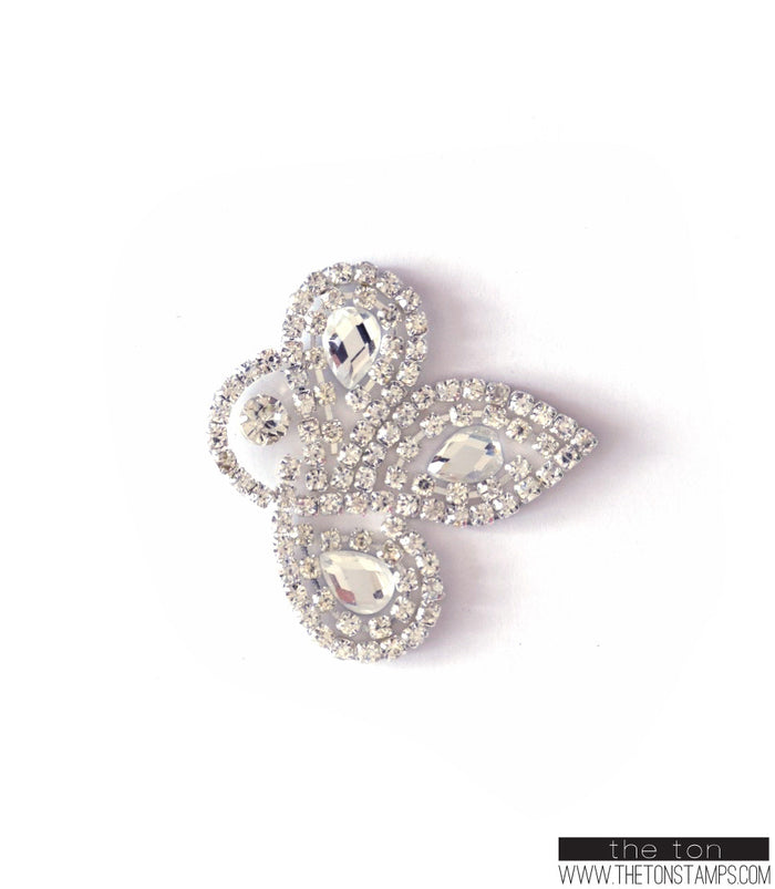 Flourish 2 Crystal Embellishment