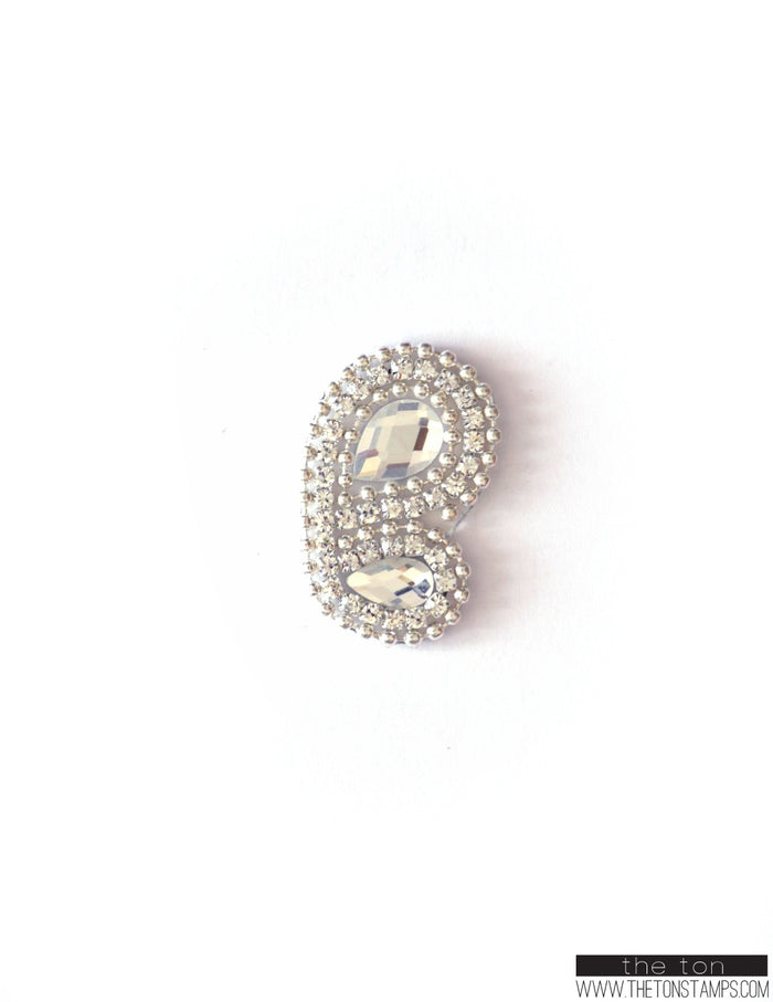 Flourish 3 Crystal Embellishment