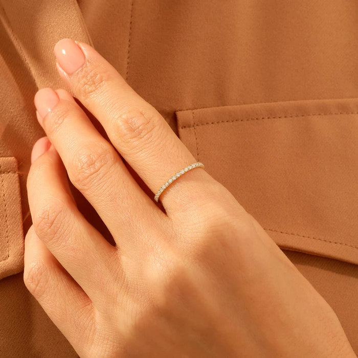 Women's Full Eternity Wedding Band Ring in 14k Gold