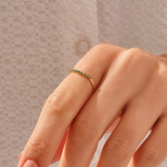 Women's Minimalist Emerald Curve Ring in 14k Real Yellow Gold