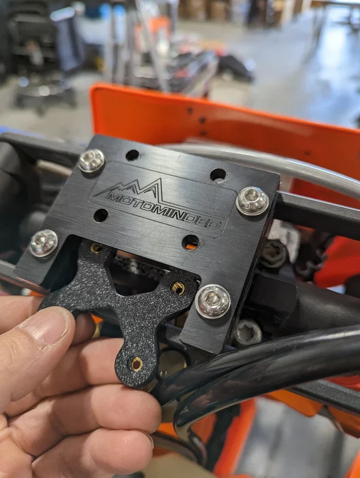 MOTO MINDED | STOUT MOUNT FOR FLEX BARS