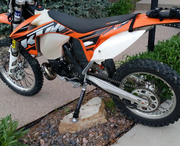 SWIFTKICKER KICK STAND | KTM 690 | HUSQVARNA 701 STANDARD